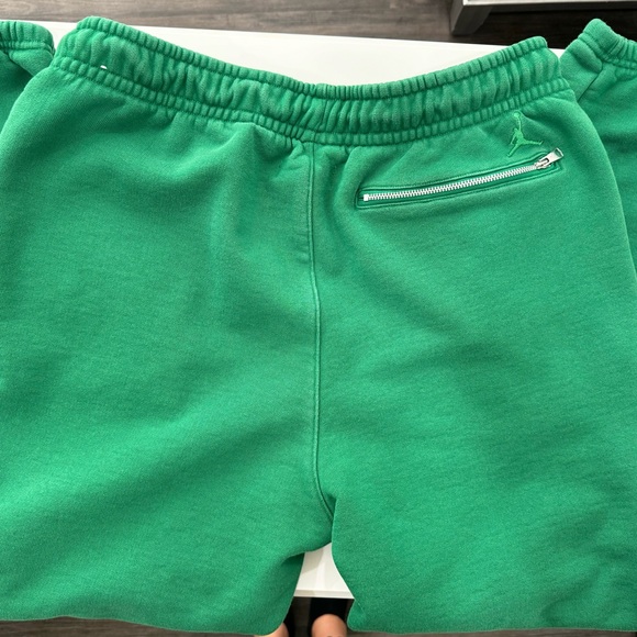 Air Jordan Sweats - Picture 5 of 5